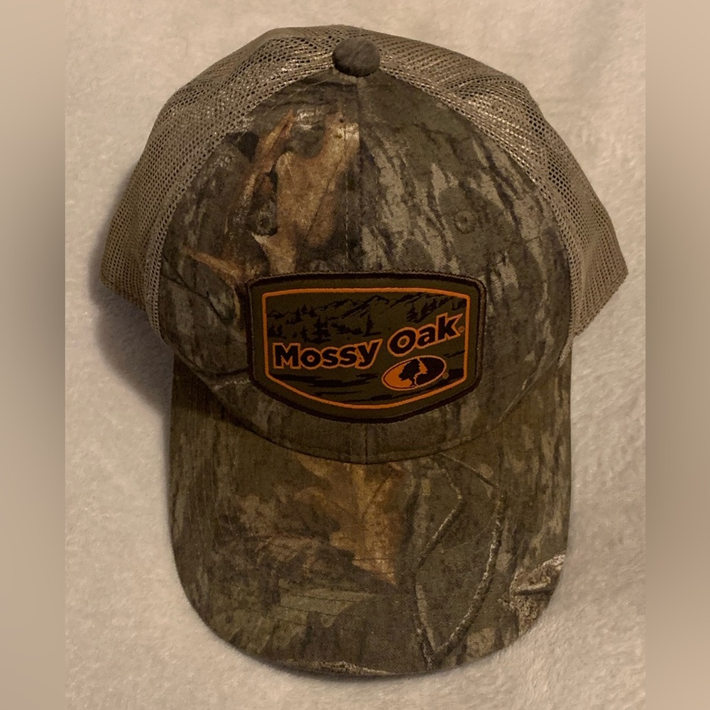 Camo Mossy Oak hat
